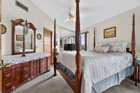 Condo in Sebring, Florida, 2 bedrooms № 1902161 - photo 18