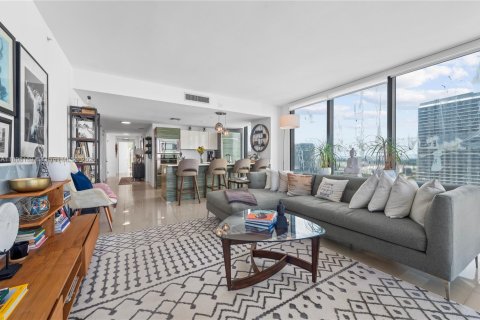 Купить кондоминиум в Майами, Флорида 2 спальни, 121.79м2, № 1971233 - фото 23