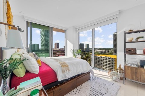 Купить кондоминиум в Майами, Флорида 2 спальни, 121.79м2, № 1971233 - фото 6
