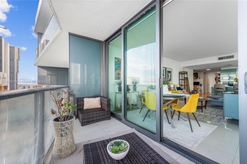 Купить кондоминиум в Майами, Флорида 2 спальни, 121.79м2, № 1971233 - фото 27