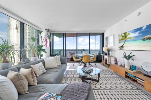 Купить кондоминиум в Майами, Флорида 2 спальни, 121.79м2, № 1971233 - фото 21