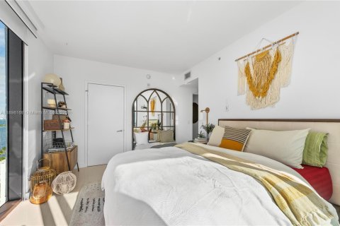 Купить кондоминиум в Майами, Флорида 2 спальни, 121.79м2, № 1971233 - фото 8