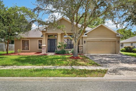 House in DeLand, Florida 4 bedrooms, 244.05 sq.m. № 2296737