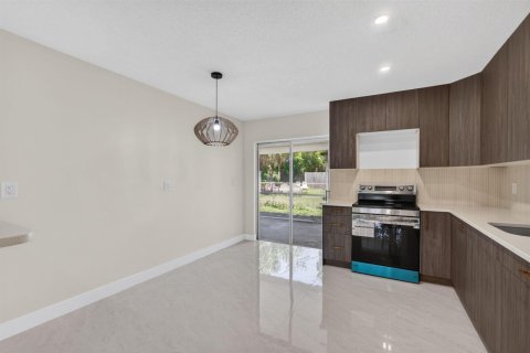 Appartement à louer à Palm Beach Gardens, Floride: 2 chambres, 83.61 m2 № 2169448 - photo 10