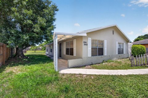 Appartement à louer à Palm Beach Gardens, Floride: 2 chambres, 83.61 m2 № 2169448 - photo 2