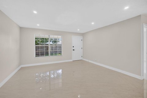 Appartement à louer à Palm Beach Gardens, Floride: 2 chambres, 83.61 m2 № 2169448 - photo 6