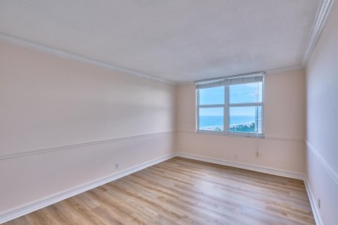 Condominio en venta en Pompano Beach, Florida, 2 dormitorios, 111.48 m2 № 2182078 - foto 20