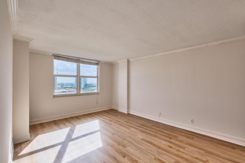 Condominio en venta en Pompano Beach, Florida, 2 dormitorios, 111.48 m2 № 2182078 - foto 13