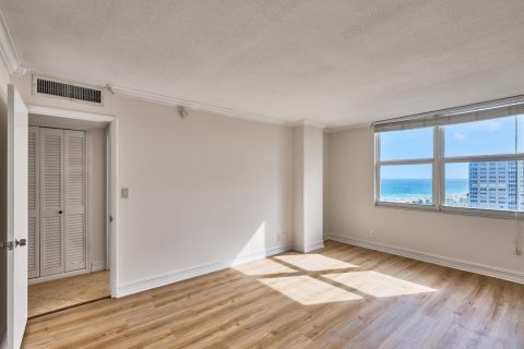 Condominio en venta en Pompano Beach, Florida, 2 dormitorios, 111.48 m2 № 2182078 - foto 14