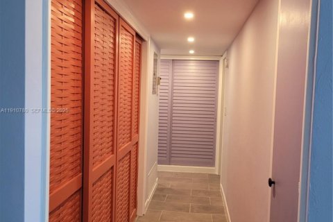 Copropriété à louer à Fort Lauderdale, Floride: 1 chambre, 58.06 m2 № 1982660 - photo 7