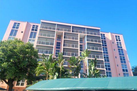 Copropriété à louer à Fort Lauderdale, Floride: 1 chambre, 58.06 m2 № 1982660 - photo 1