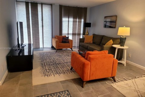 Copropriété à louer à Fort Lauderdale, Floride: 1 chambre, 58.06 m2 № 1982660 - photo 5