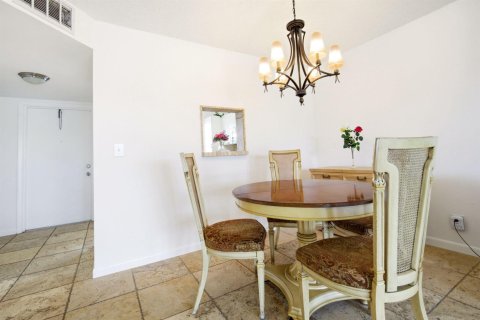 Copropriété à vendre à Lake Worth, Floride: 1 chambre, 76.55 m2 № 2188397 - photo 9