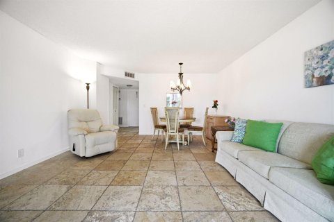 Copropriété à vendre à Lake Worth, Floride: 1 chambre, 76.55 m2 № 2188397 - photo 8