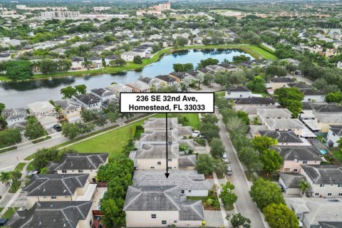 House in Homestead, Florida 3 bedrooms, 142.6 sq.m. № 2041653 - photo 2