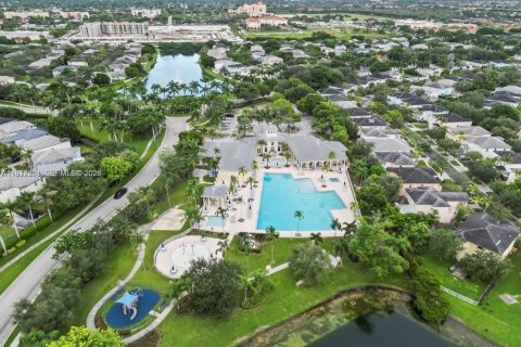 House in Homestead, Florida 3 bedrooms, 142.6 sq.m. № 2041653 - photo 4