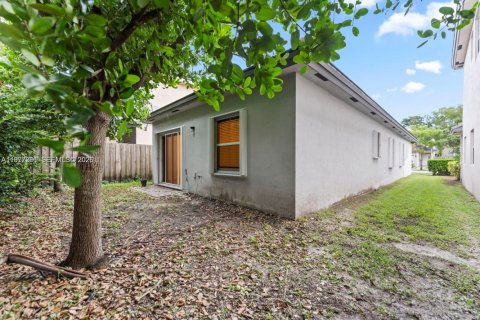 House in Homestead, Florida 3 bedrooms, 142.6 sq.m. № 2041653 - photo 5