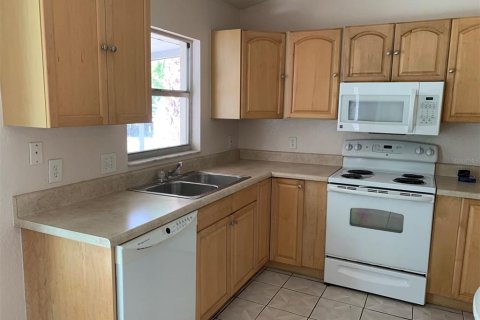 House in Port Charlotte, Florida 3 bedrooms, 108.97 sq.m. № 1855807 - photo 5