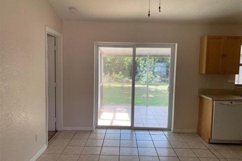 House in Port Charlotte, Florida 3 bedrooms, 108.97 sq.m. № 1855807 - photo 7