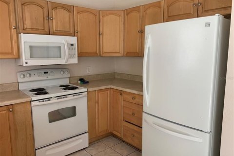 House in Port Charlotte, Florida 3 bedrooms, 108.97 sq.m. № 1855807 - photo 6