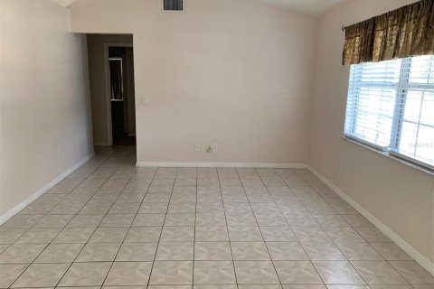 House in Port Charlotte, Florida 3 bedrooms, 108.97 sq.m. № 1855807 - photo 3