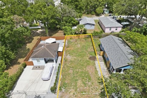 Terreno en Tampa, Florida № 2167363