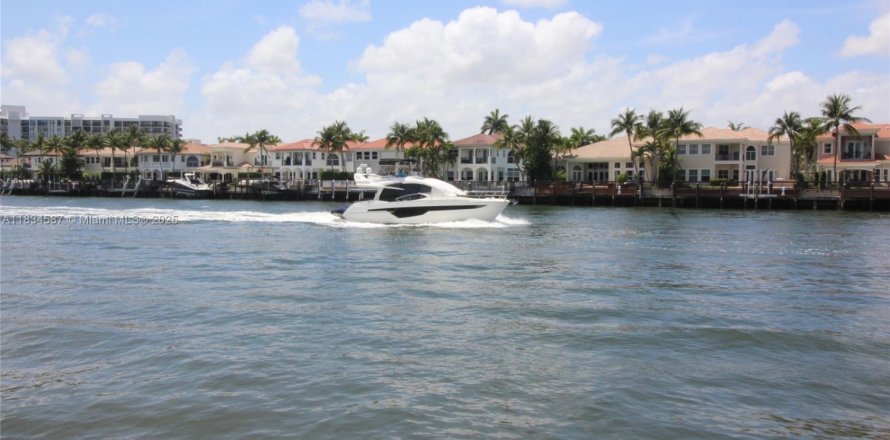 Condo in Hollywood, Florida, 1 bedroom № 1816412