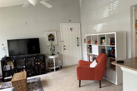 Condo in Orlando, Florida, 2 bedrooms  № 1813168 - photo 20