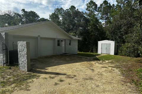 Propiedad comercial en venta en Silver Springs Shores, Florida № 1902214 - foto 16