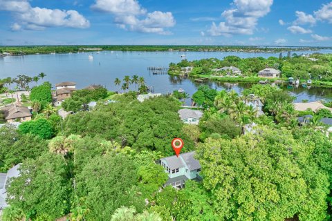 Villa ou maison à vendre à Stuart, Floride: 3 chambres, 167.97 m2 № 2387941 - photo 6