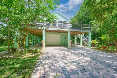 Villa ou maison à Stuart, Floride 3 chambres, 167.97 m2 № 2387941