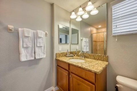 Adosado en venta en Kissimmee, Florida, 5 dormitorios, 188.03 m2 № 1514622 - foto 25