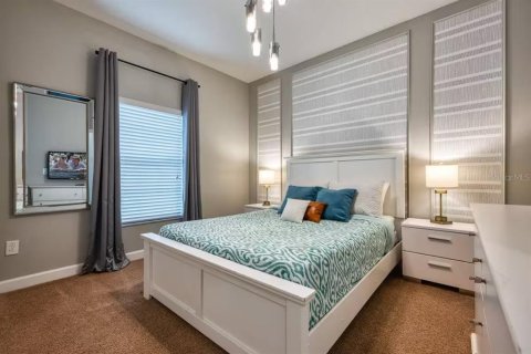 Adosado en venta en Kissimmee, Florida, 5 dormitorios, 188.03 m2 № 1514622 - foto 19