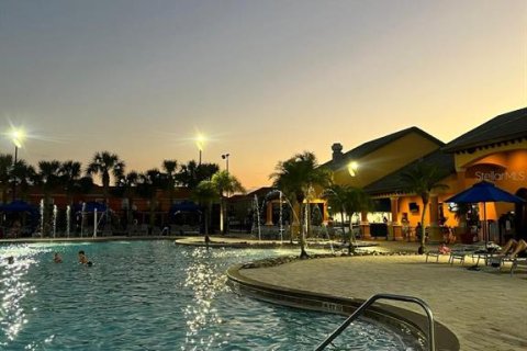 Adosado en venta en Kissimmee, Florida, 5 dormitorios, 188.03 m2 № 1514622 - foto 27