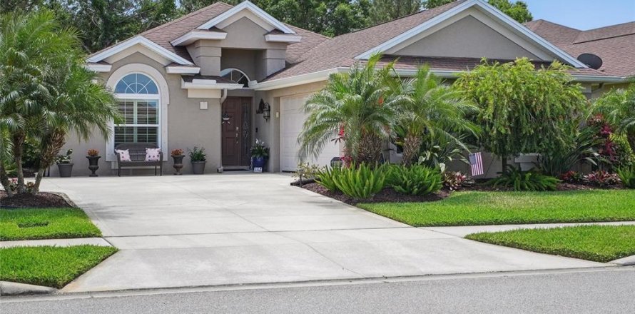 Villa ou maison à New Smyrna Beach, Floride 3 chambres, 157 m2 № 1719705