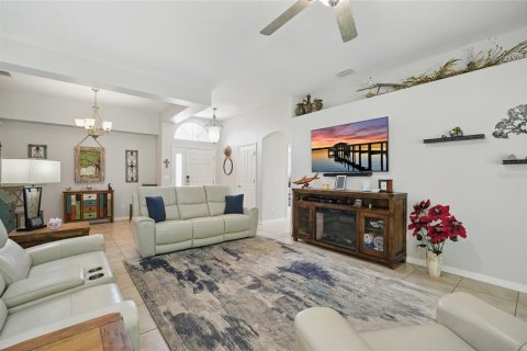 Villa ou maison à vendre à New Smyrna Beach, Floride: 3 chambres, 157 m2 № 1719705 - photo 5