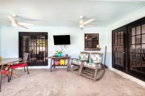 House in Lake Alfred, Florida 4 bedrooms, 188.78 sq.m. № 1876078 - photo 27