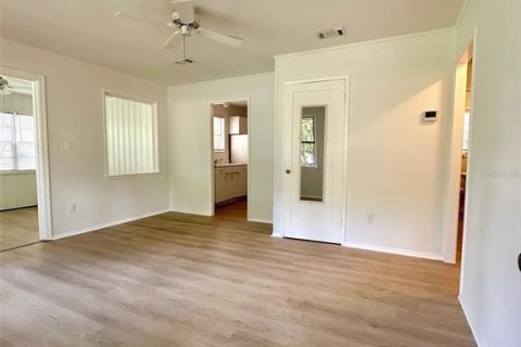 House in Gainesville, Florida 2 bedrooms, 75.44 sq.m. № 1909160 - photo 3
