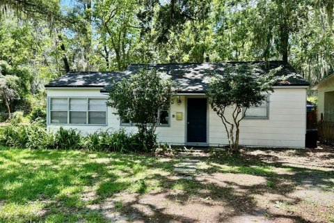 House in Gainesville, Florida 2 bedrooms, 75.44 sq.m. № 1909160 - photo 1