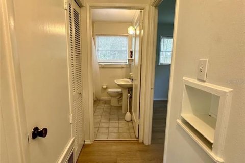 House in Gainesville, Florida 2 bedrooms, 75.44 sq.m. № 1909160 - photo 15
