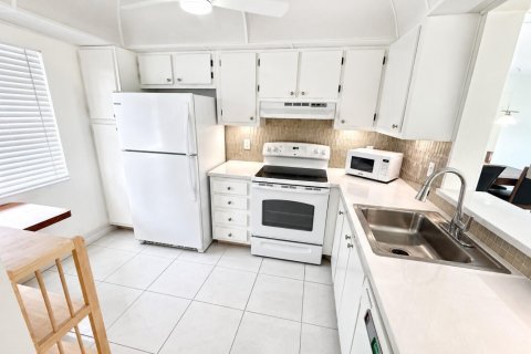 Copropriété à louer à Delray Beach, Floride: 2 chambres, 91.97 m2 № 2190906 - photo 3