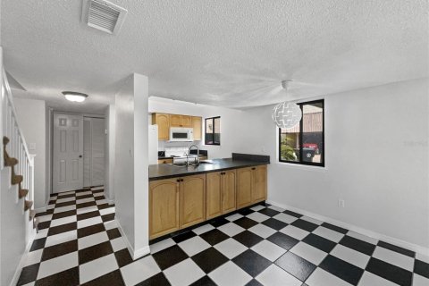 Copropriété à vendre à Apopka, Floride: 2 chambres, 100.98 m2 № 1767973 - photo 11