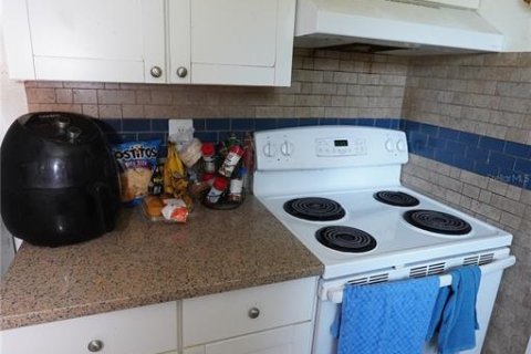 House in Ocala, Florida 3 bedrooms, 115.66 sq.m. № 1914327 - photo 4
