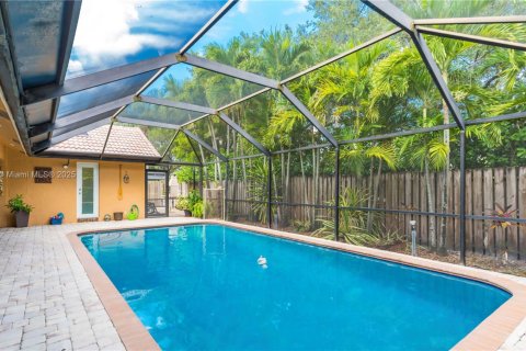 House in Coral Springs, Florida 4 bedrooms, 241.73 sq.m. № 1846175 - photo 29