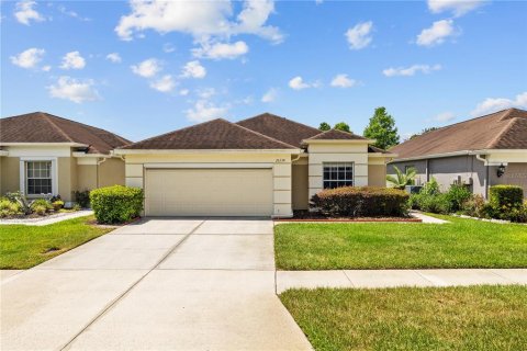 House in Wesley Chapel, Florida 2 bedrooms, 133.41 sq.m. № 1755440 - photo 2