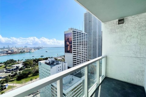 Condominio en alquiler en Miami, Florida, 2 dormitorios, 98.29 m2 № 1992250 - foto 5