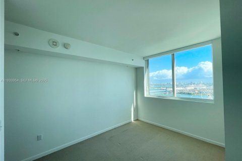 Condominio en alquiler en Miami, Florida, 2 dormitorios, 98.29 m2 № 1992250 - foto 25