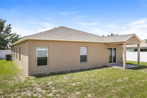 Villa ou maison à louer à Orlando, Floride: 4 chambres, 181.81 m2 № 2157220 - photo 16