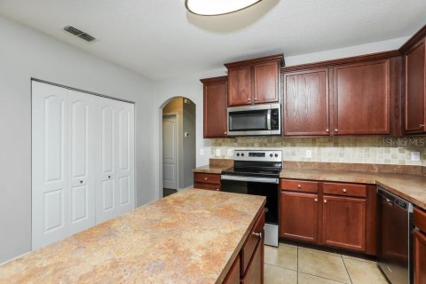 Villa ou maison à louer à Orlando, Floride: 4 chambres, 181.81 m2 № 2157220 - photo 7