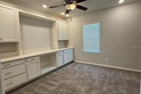 Casa en alquiler en Orlando, Florida, 3 dormitorios, 208.1 m2 № 2279842 - foto 11